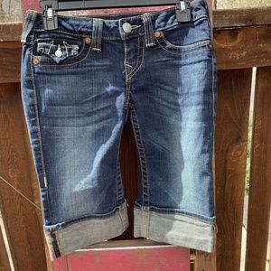 INVENTORY LIQUIDATION SALE! True Religion Long Cuffed Shorts Size 26